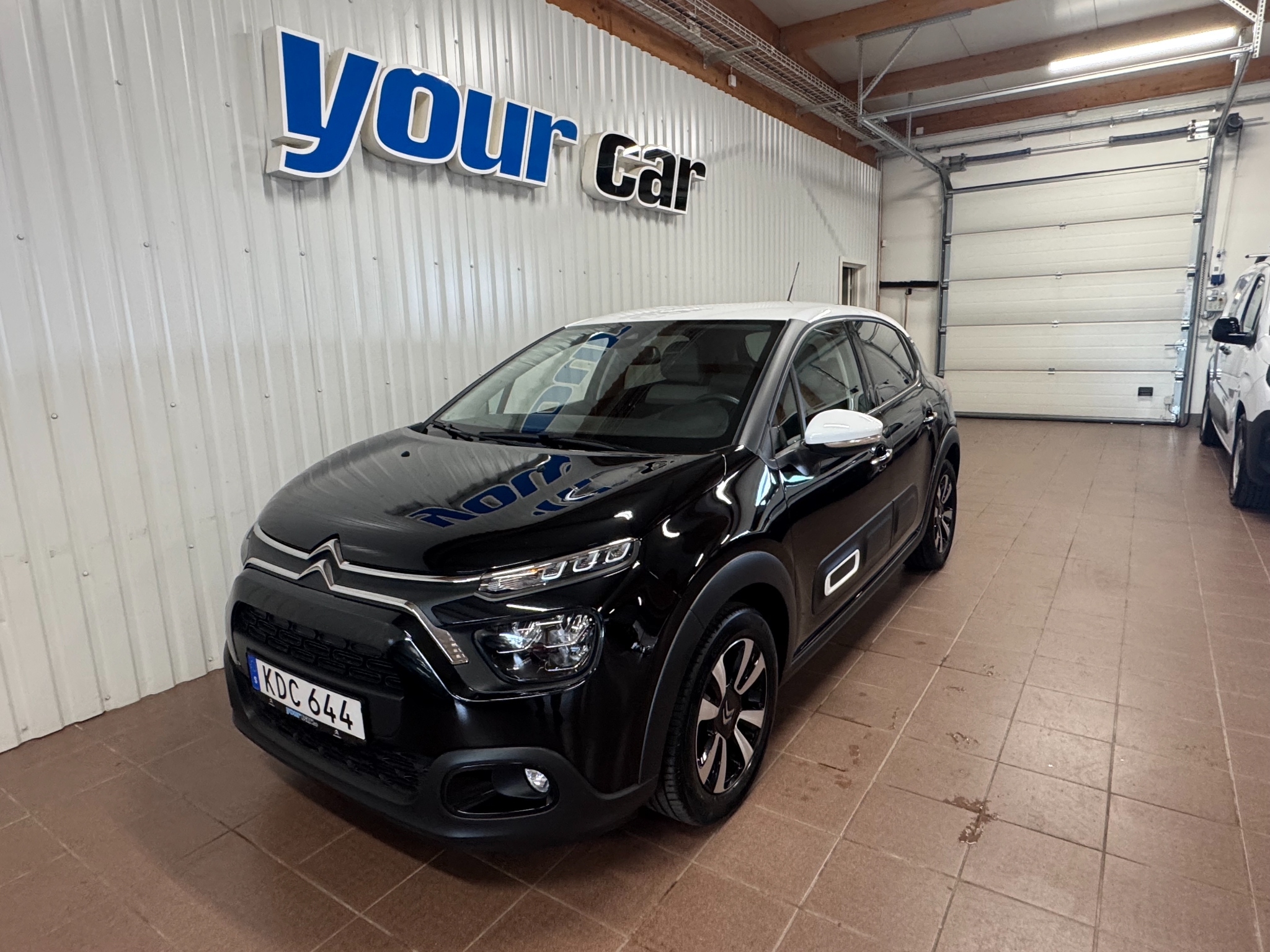 Citroen C3 1.2 PT 2024, bild 2/39