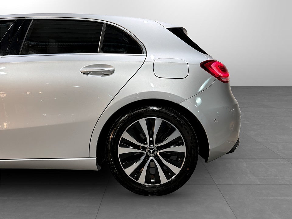 Bild på Mercedes-Benz A180 Progressive Line 7G-DCT 136hk Aut - WIDESCREEN,B-KAMERA