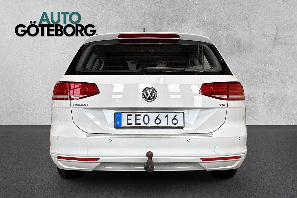 Volkswagen Passat Sportscombi 1.4 TSI Base Dragpaket B-Kamera Välservad