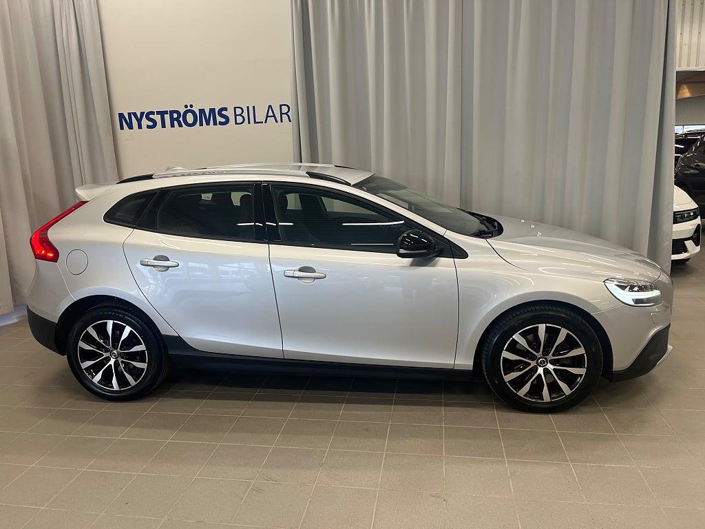 Volvo V40 Cross Country D3 Geartronic Pro Edition Drag VOC Backkamera thumbnail