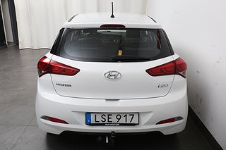Halvkombi Hyundai i20 7 av 18