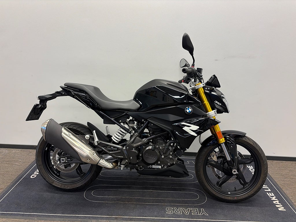 BMW G310R A2