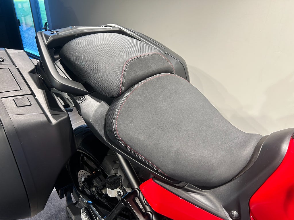Yamaha Tracer 9 GT/Räntekampanj 3,45%Dominator helsystem/Sidoväskor