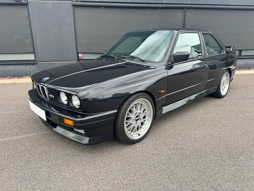 BMW M3 E30 6800mil  Svensksåld En brukare