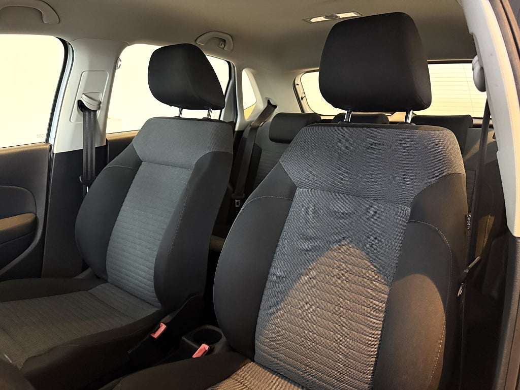 Volkswagen Polo 5-dörrar 1.4 MPI Masters NYKAMREM P-SENSOR LÅGMIL 2-ÄGA
