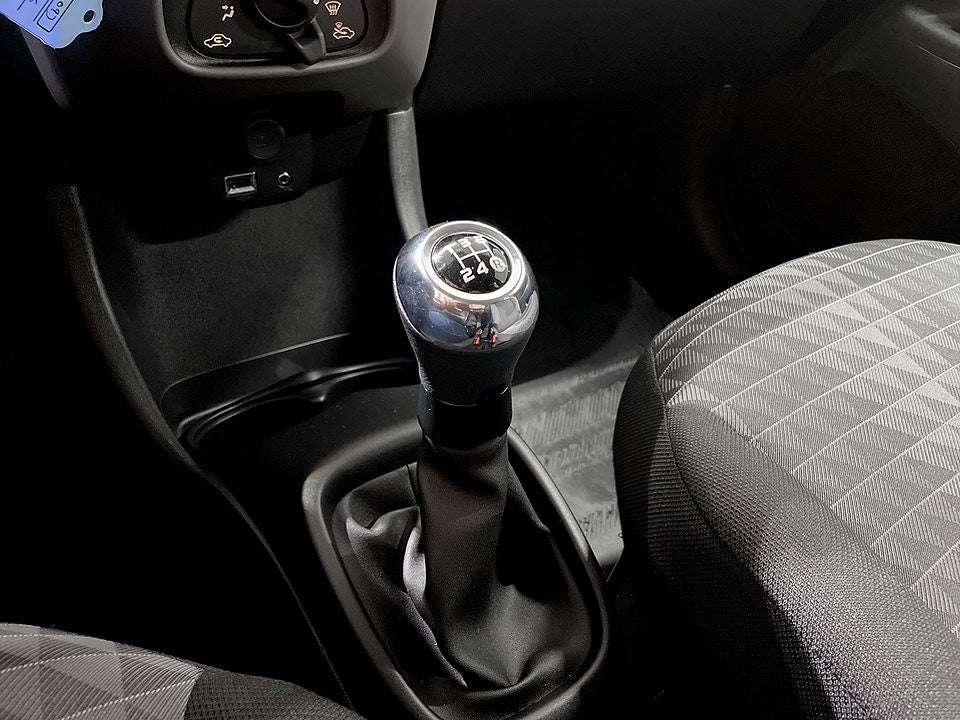 Bild på Peugeot 108 5D Active 1.0 PT 72hk - B-KAMERA, CARPLAY