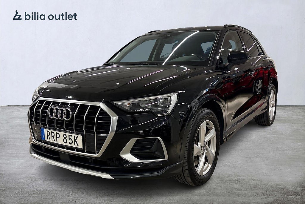 Audi Q3 40 TFSI quattro Proline Adv / Värmare / Drag / CarPlay