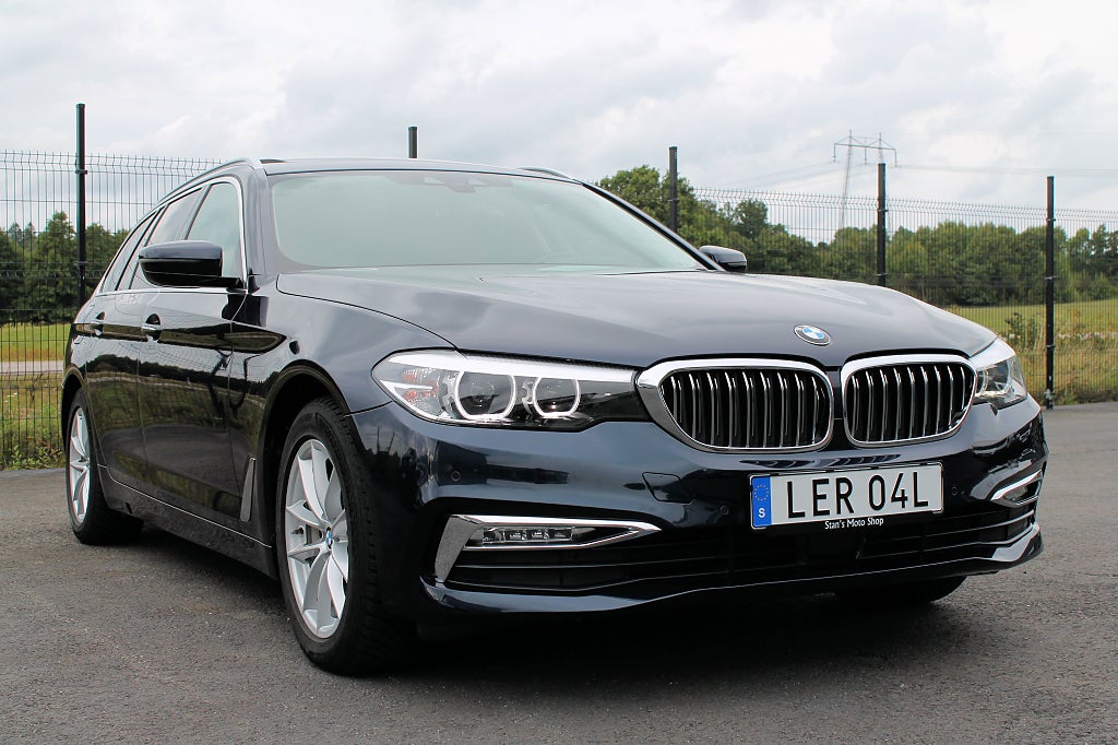 BMW 530d xDrive Touring Steptronic Luxury Line Pano Head Up Drag