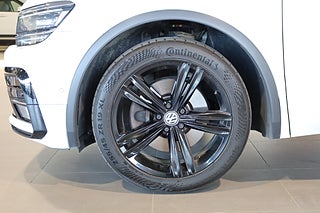 SUV Volkswagen Tiguan 7 av 33