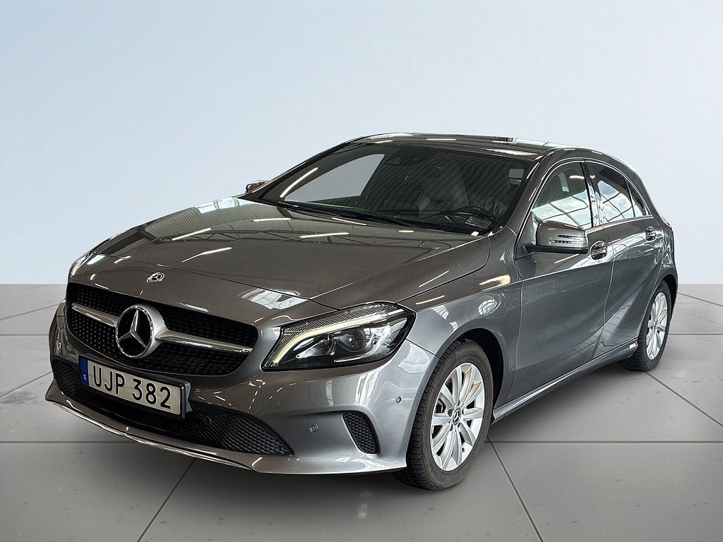 Mercedes-Benz A 180 d 7G-DCT Urban Line/S&V-hjul/H&K/Drag/Kamera/Navi