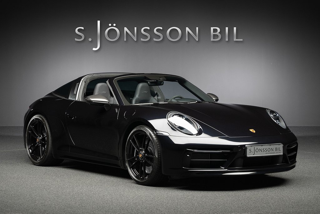 Porsche 911 992 Targa 4 GTS SportDesign / Se Spec