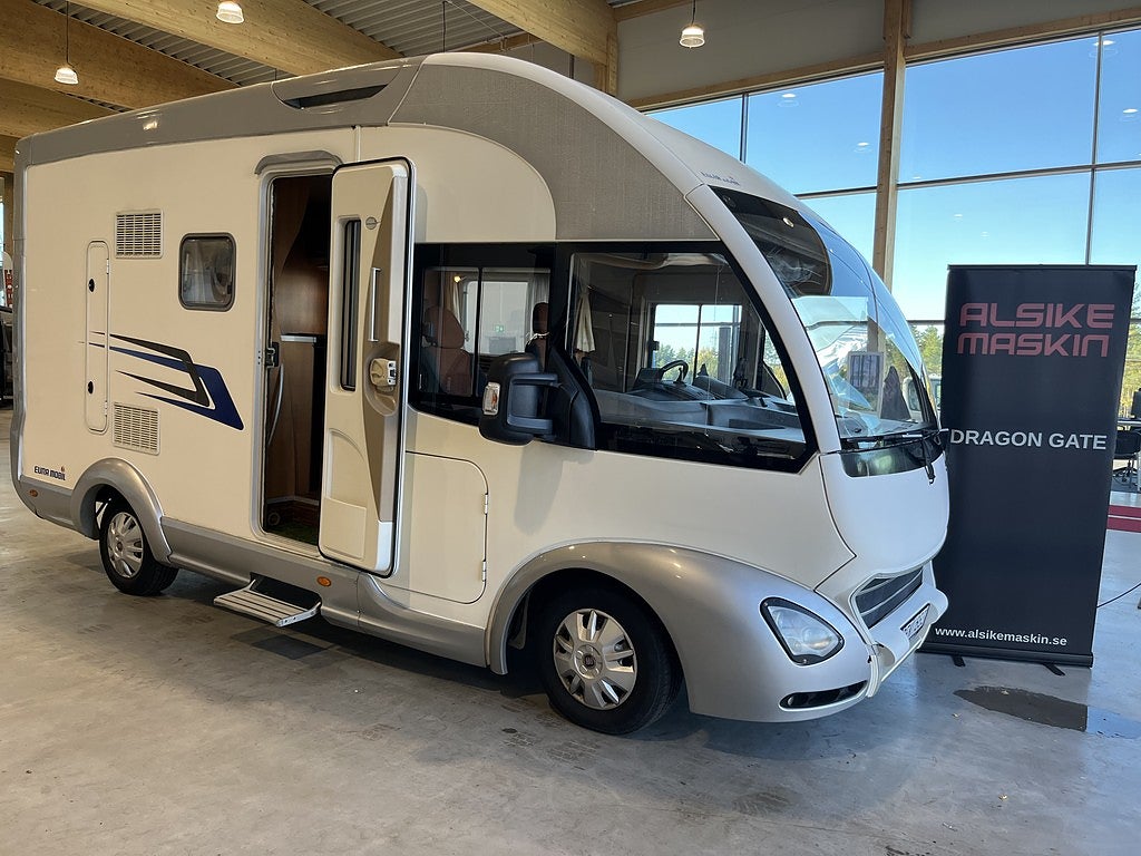 Eura Mobil TI 560 LB Taksäng/Toalett bak/B-körkort/