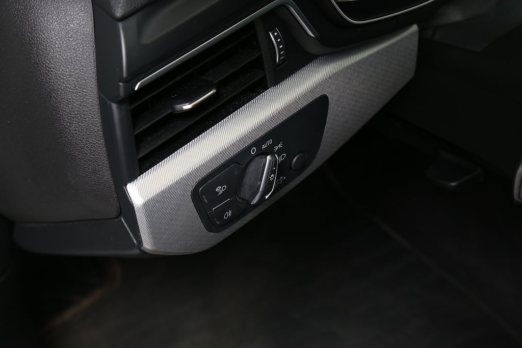 Audi A5 2,0 TFSI MHEV 190hk Sportback Sport Aut Värmare Drag 2018