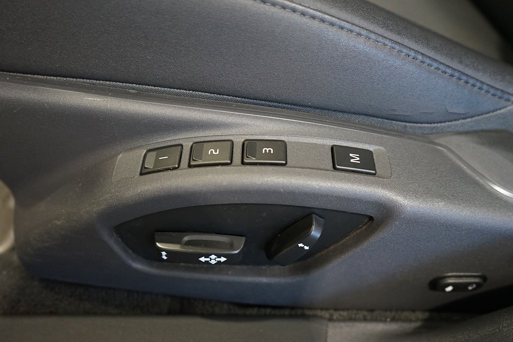 Volvo V70 D2 Geartronic Automat Värmare Dragkrok 115hk
