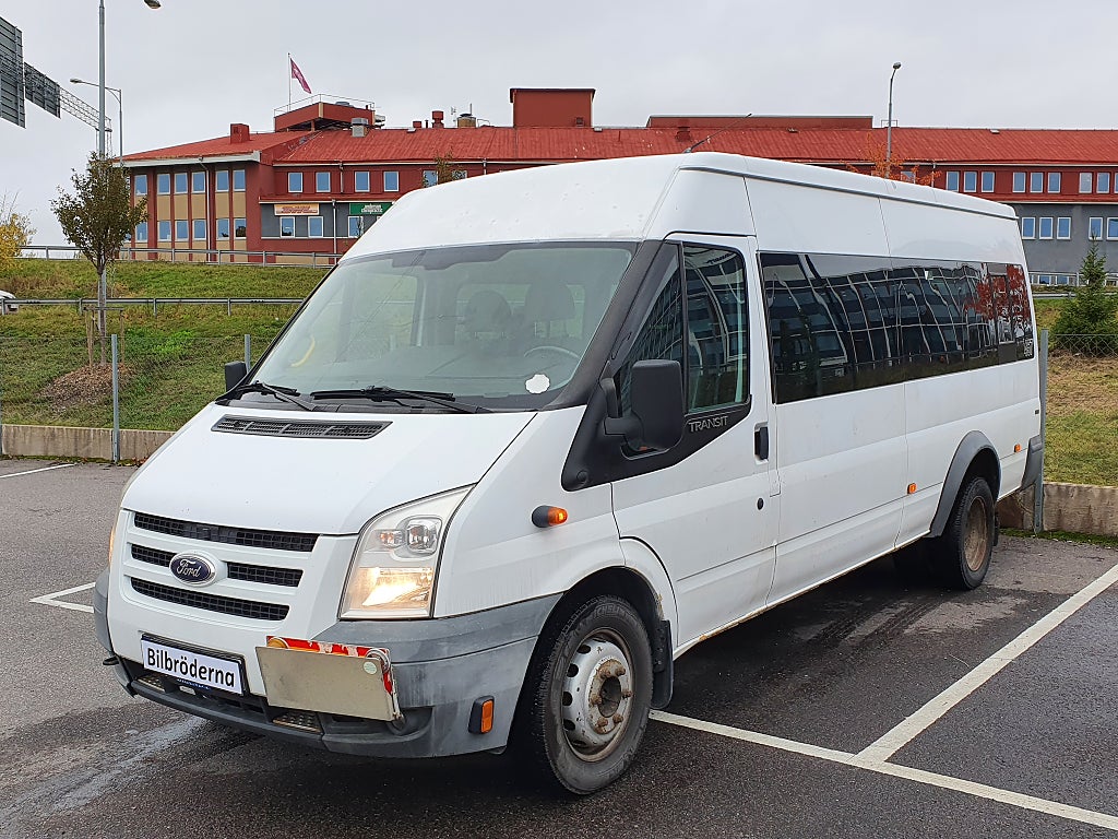 Ford Transit Kombi 2.4 TDCi 140HK 17-SITSIG 