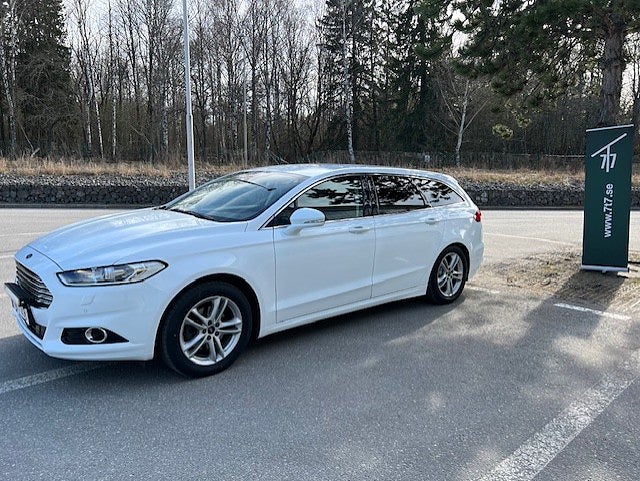 Ford Mondeo Kombi 2.0 TDCi Titanium Business värmare 24mån garanti