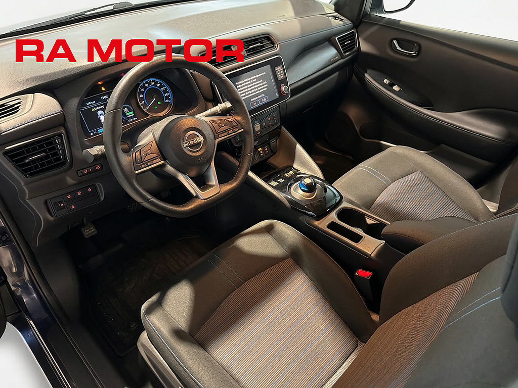 Nissan Leaf N-Connecta | 40kWh | Värmepump | 360° kamera | 2023