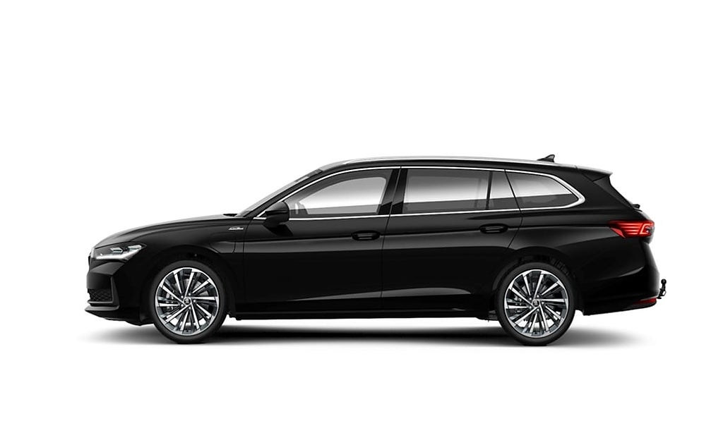 Skoda Superb L&K 1,5TSI IV LAGERBIL/DRAG/VÄRMARE!