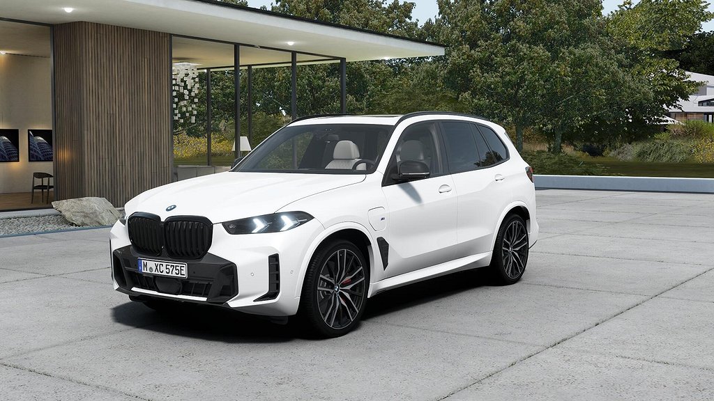 BMW X5 xDrive50e M Sport Innovation Drag DA Pro B&W