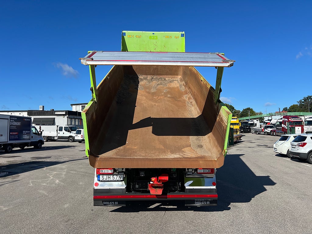 Volvo FH16 550 8x4*4 Tridem Tippbil I-See, Fullutrustad