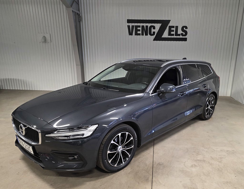 Volvo V60 D3 Aut Momentum Advanced Kamera Rattvärme GPS VOC Drag