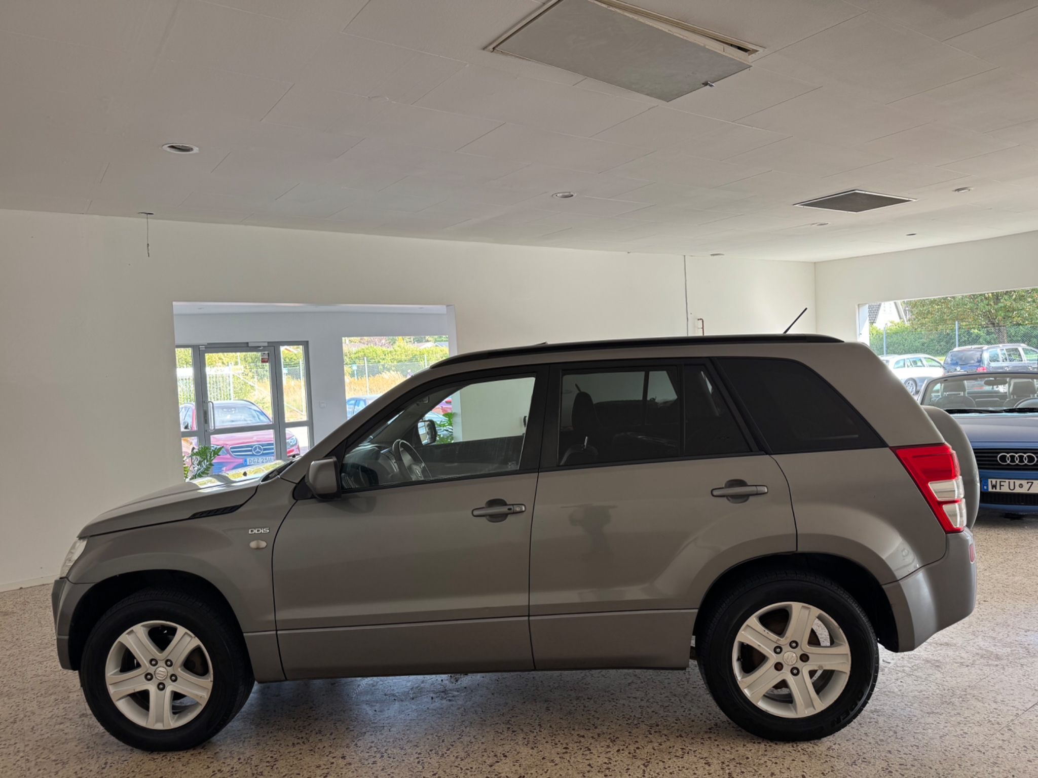 Suzuki Grand Vitara 2009, bild 5/37