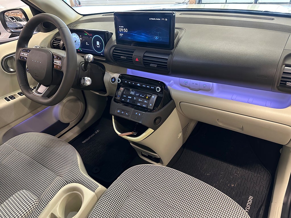 Hyundai IONIQ INSTER Essential 49 kWh Essential thumbnail