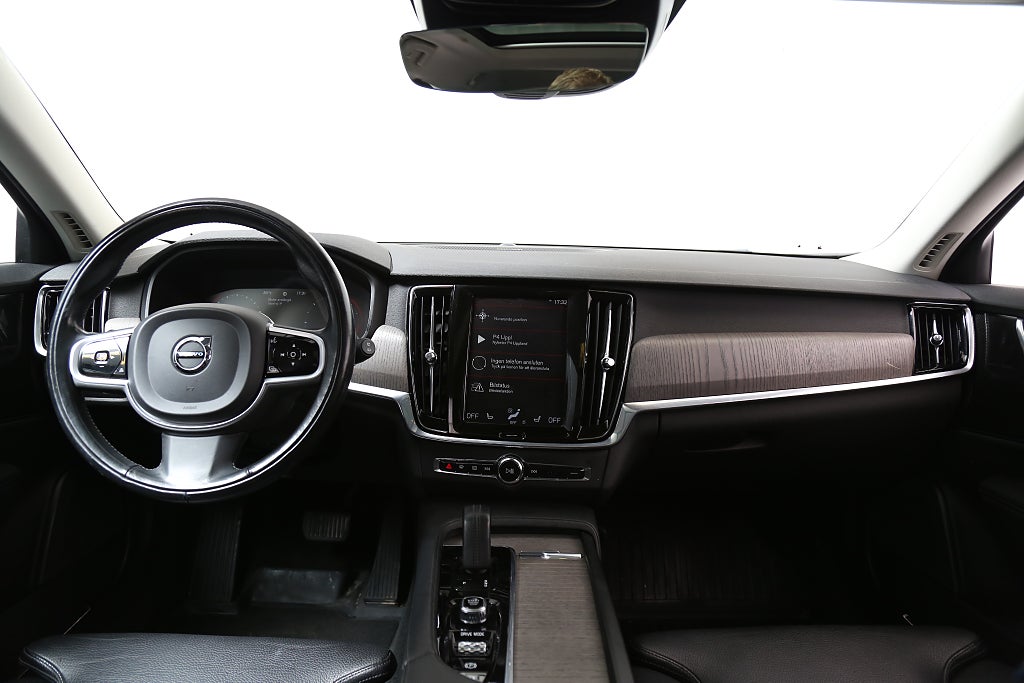 Volvo V90 Cross Country B4 Diesel 197hk AWD H/K Pano Head-up Teknikpkt 2021