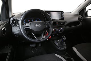 Halvkombi Hyundai i10 10 av 20