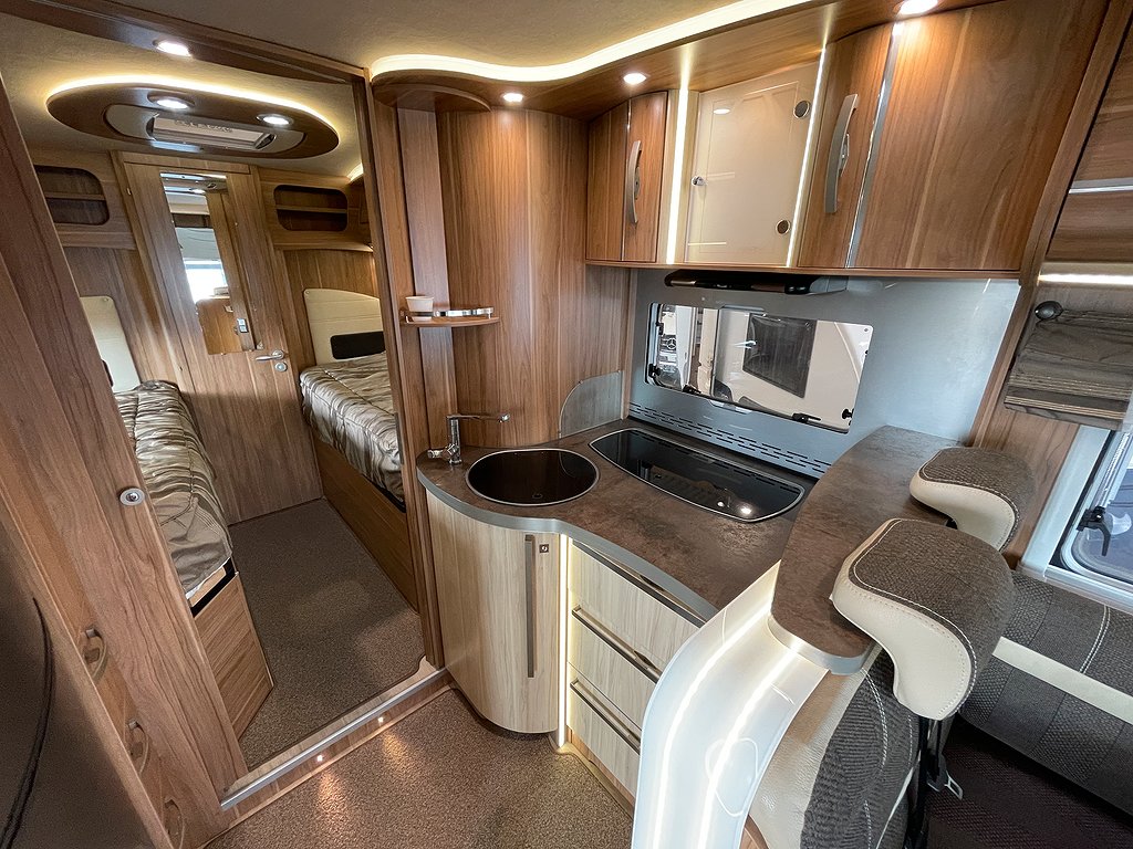 Pilote G 742 XLJ Explorateur /Hyd-stö/Solcell/ALDE/Automat180hk - Pilote