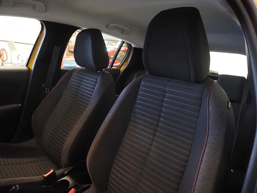 Peugeot 208 1.2 PureTech 75hk Active | Låga mil | M o K