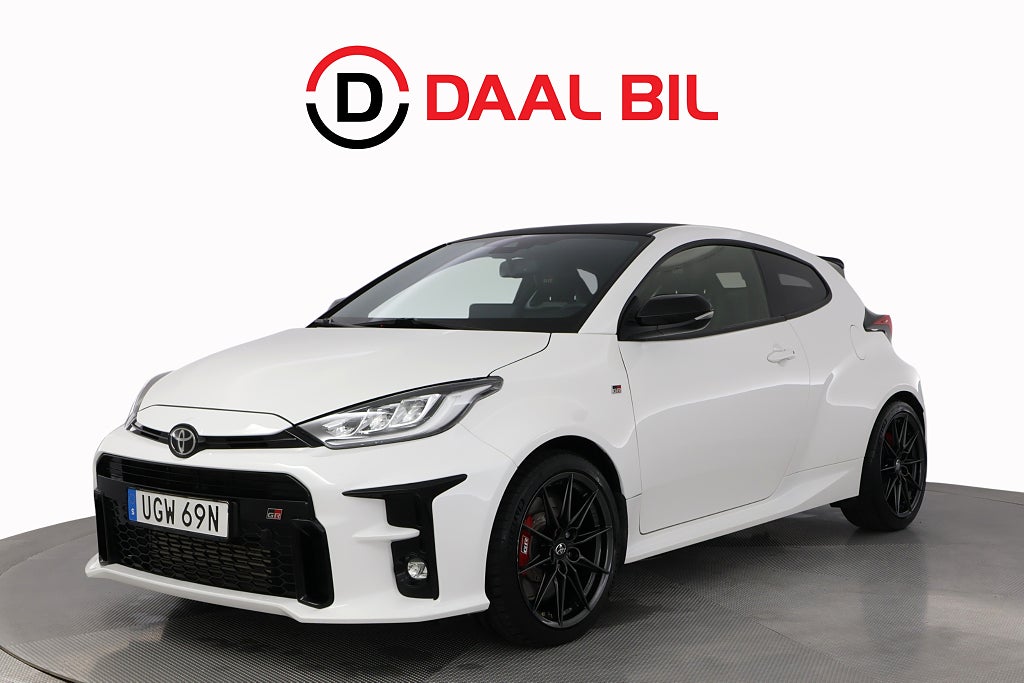 Toyota GR Yaris iMT 4WD 261HK CIRCUIT PACK QUICKSILVER M-VÄRM B-KAMERA