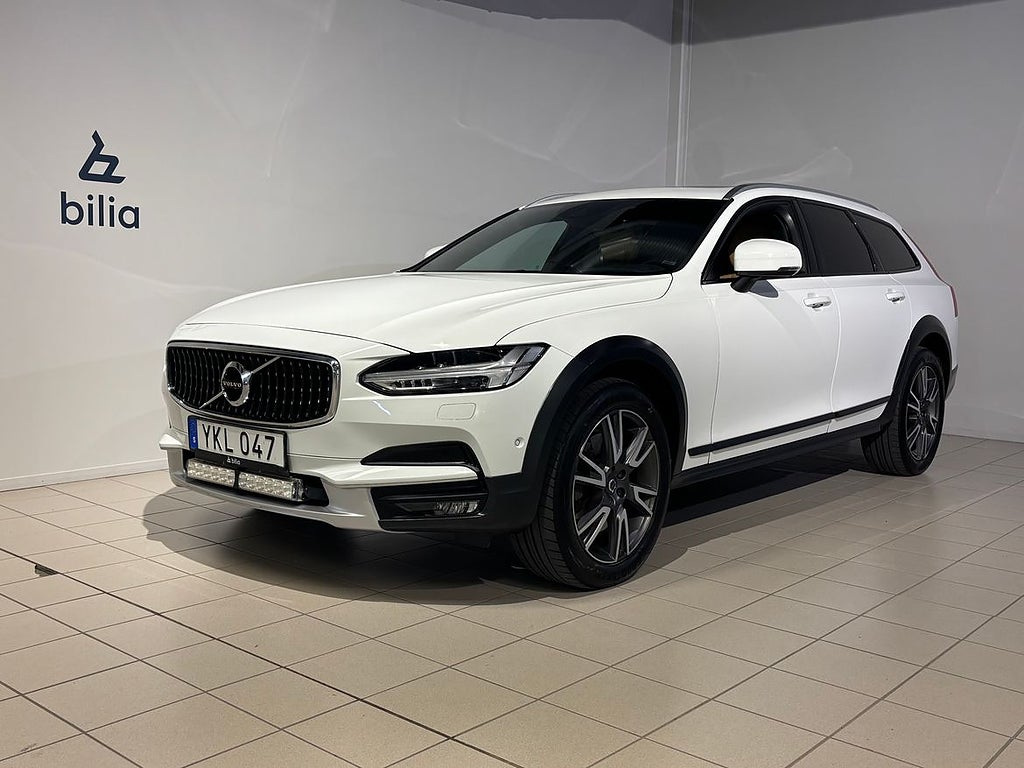 Volvo V90 Cross Country D5 AWD Pro | HUD | Pano | Dragkrok |