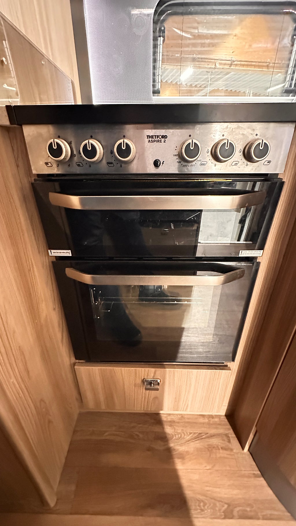 Swift 794 QB Toscane 150HK, Dubbelsäng, 1 ägare thumbnail