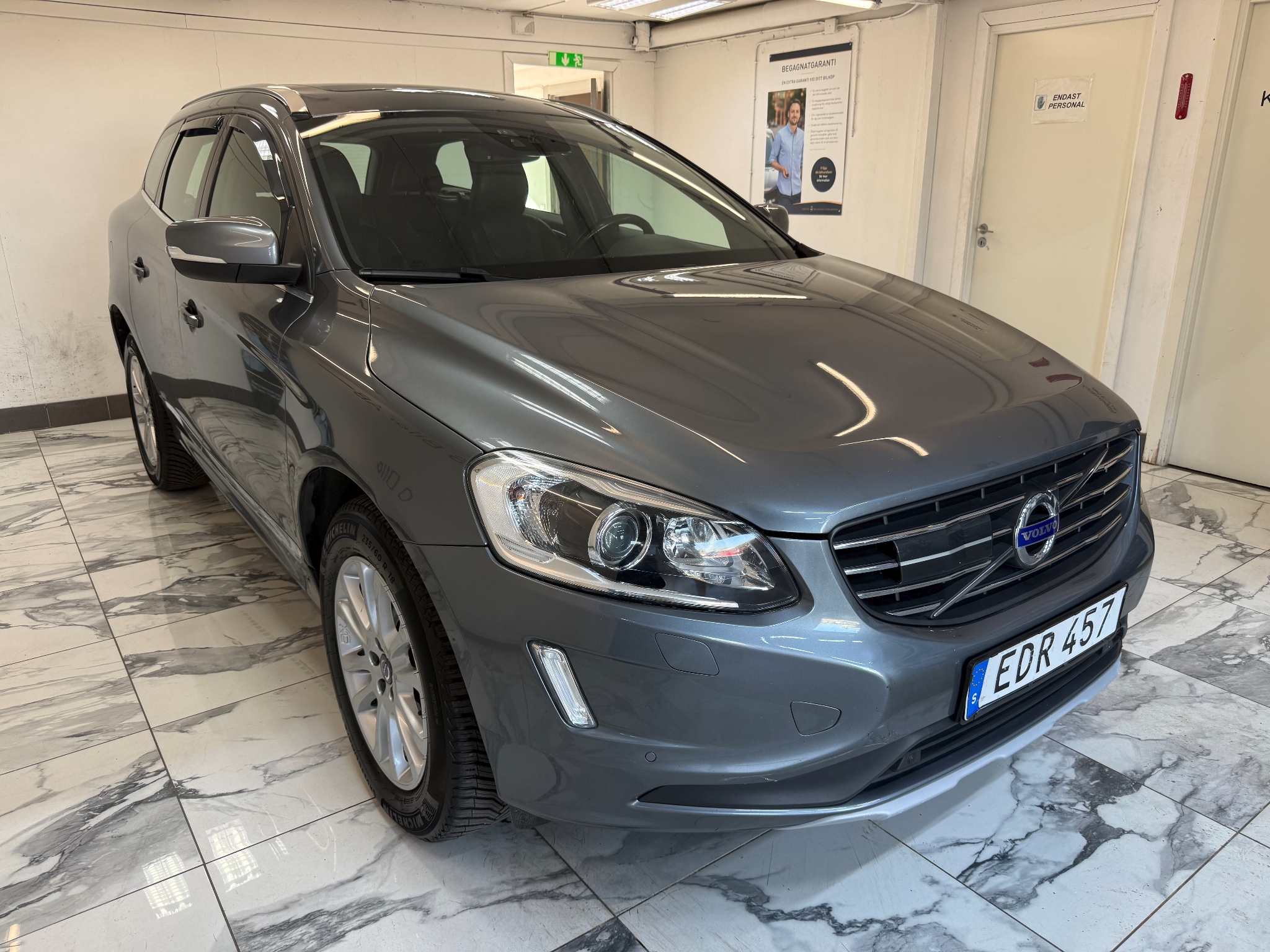 Volvo XC60 2016, bild 2/49