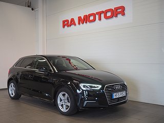 Halvkombi Audi A3 2 av 14