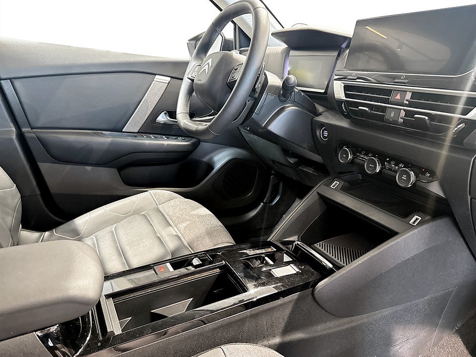 Bild på Citroën C4 Shine 1.2 PT 130hk Aut B-KAMERA NAVI