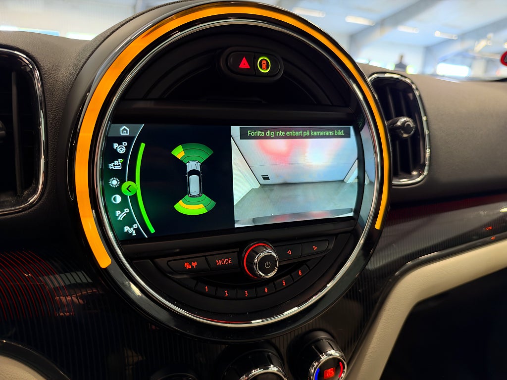 MINI Countryman 2018 - miniatyr 15