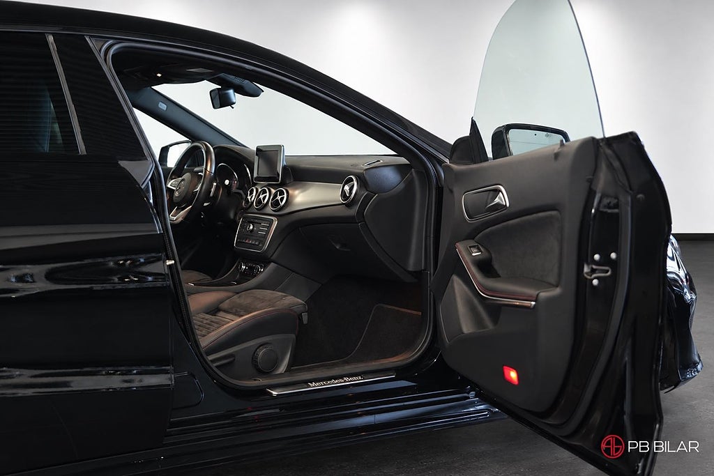 Mercedes-Benz CLA200