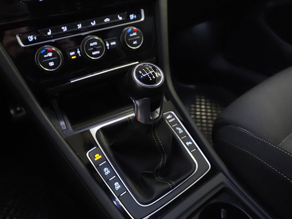 Volkswagen Golf 3-dörrars R 2.0 TSI 300hk 4Motion Manuell | Dynaudio | 2016