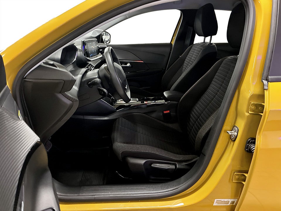 Bild på Peugeot E-208 Active Pack 50kWh 136hk Aut BACKSENSORER