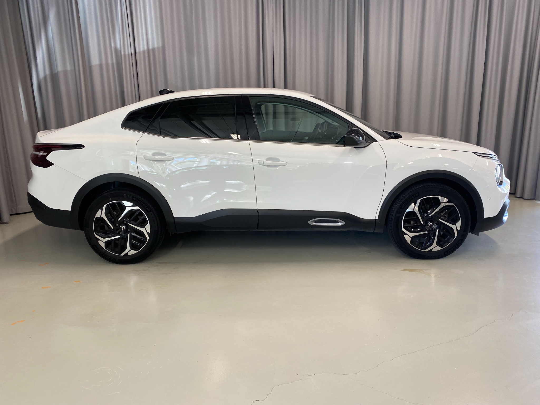 Citroen C4 X X Shine 130hk Automat 2023, bild 3/58