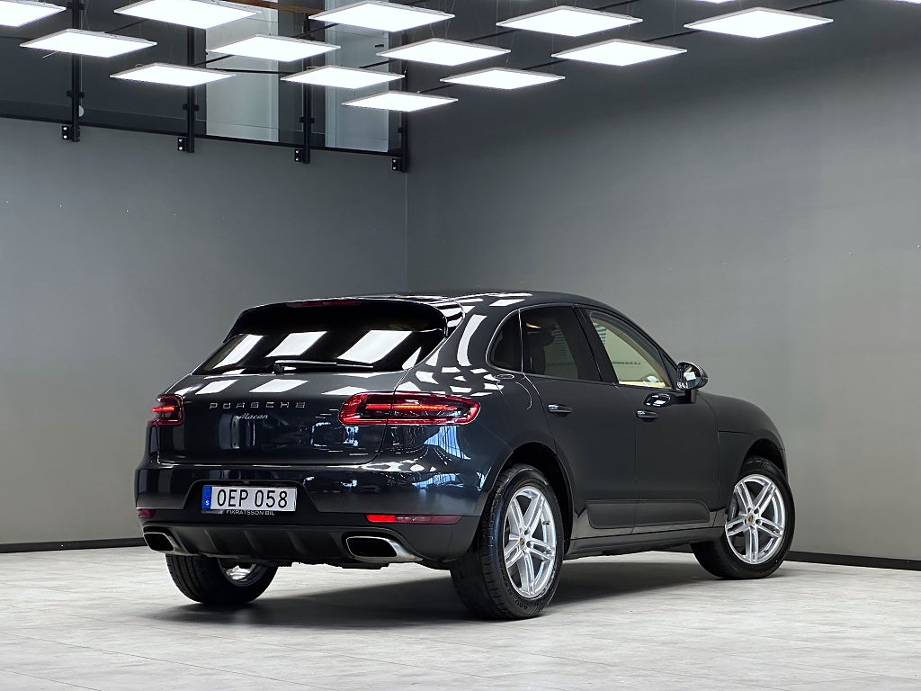 Porsche Macan 2017 - miniatyr 2