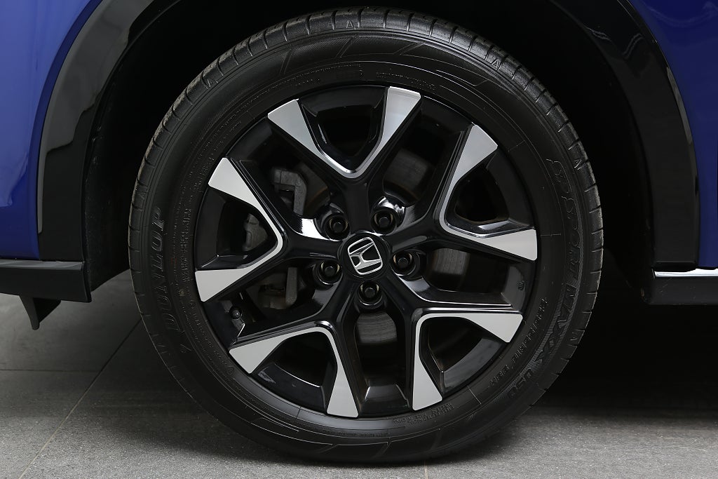 Honda ZR-V ADVANCE FULLHYBRID +LED-RAMP +5År Service&Garanti 2024