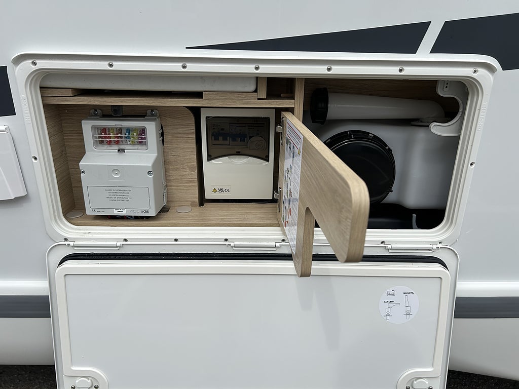 CHALLENGER 318 2026 - miniatyr 20