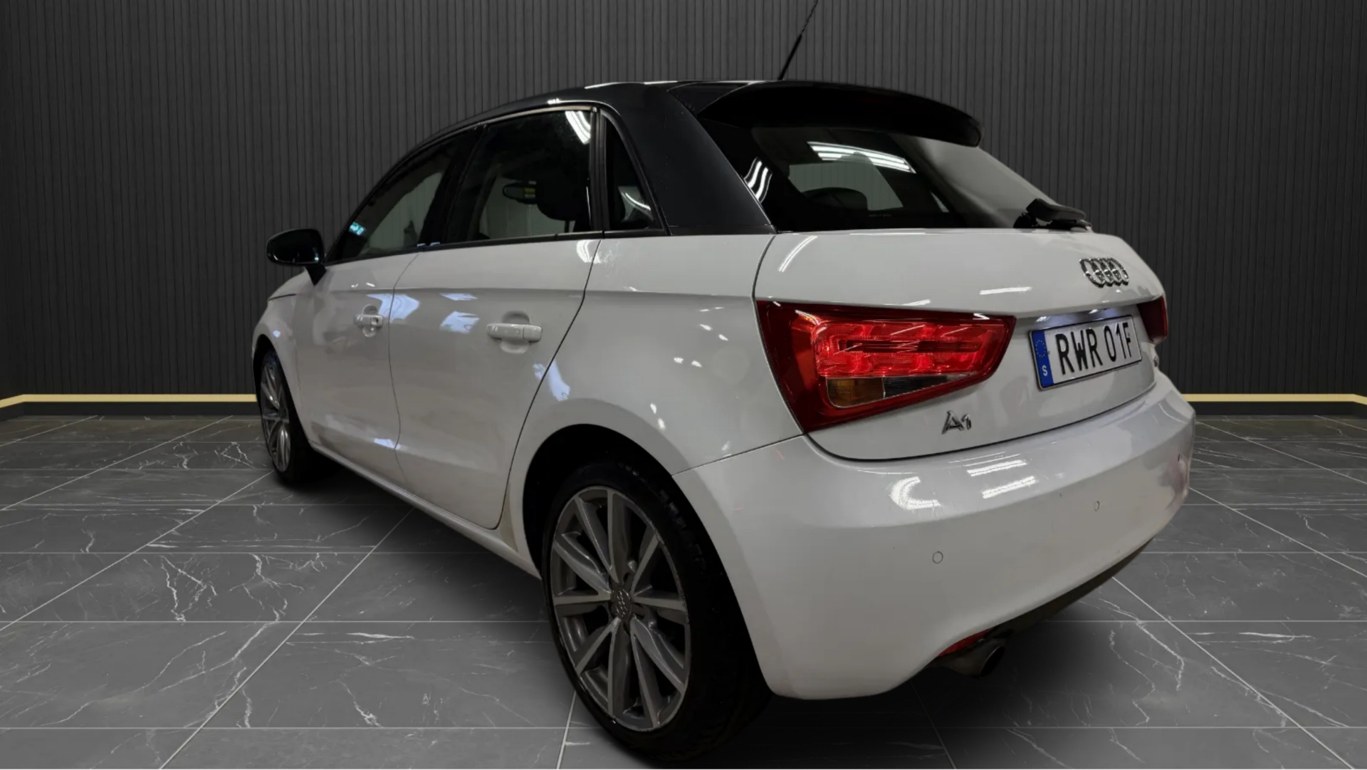 Audi A1 Sportback 1.2 TFSI Manuell 2013, bild 3/38