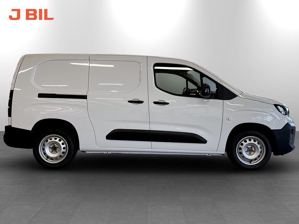 Bild på Opel Combo + 100hk L2 - OMGÅENDE LEVERANS!
