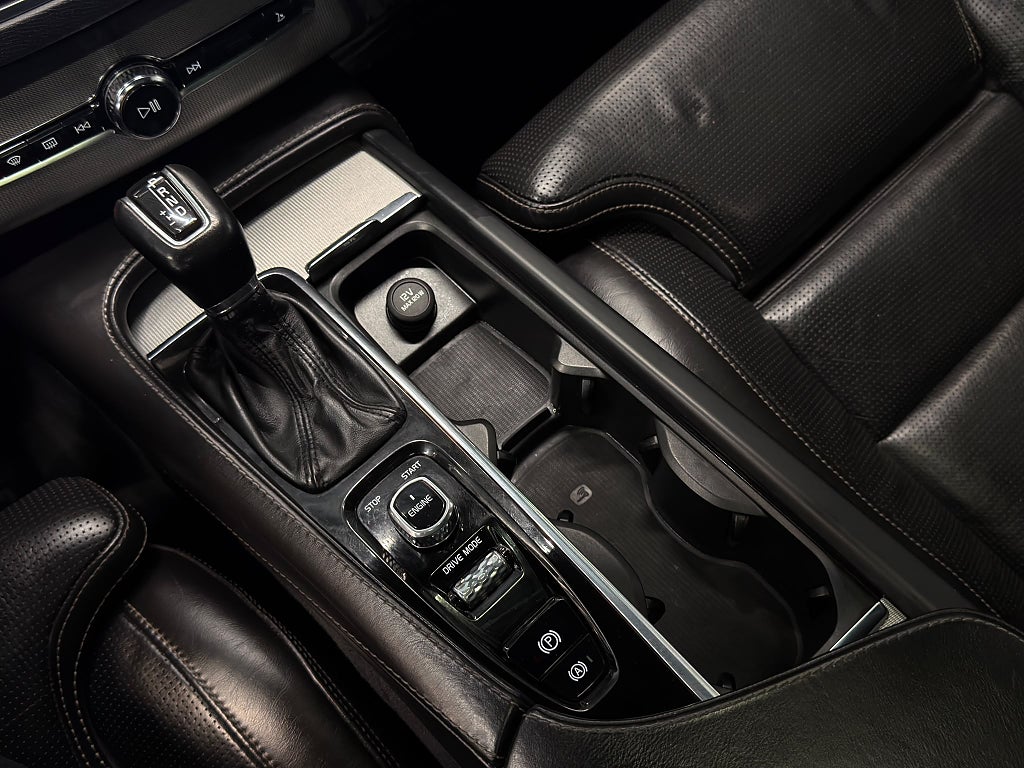 Volvo XC90 7-seater D5 AWD Geartronic, 8-trins, 225ps, 2016