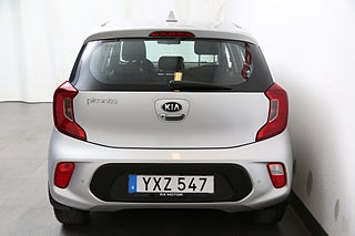 Halvkombi Kia Picanto 8 av 22