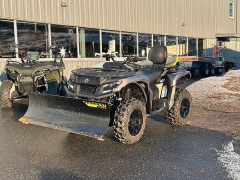 Can-Am Outlander MAX XT T 700 DEMO med Plog! Spara 24.000 kr